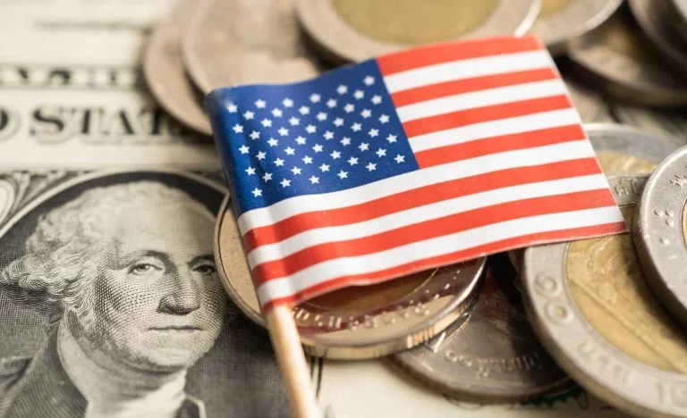 Inflação dos EUA em Janeiro: CPI Sobe 0,2% Mensal e Atinge 2,4% Anual, Passagens Aéreas Disparam!