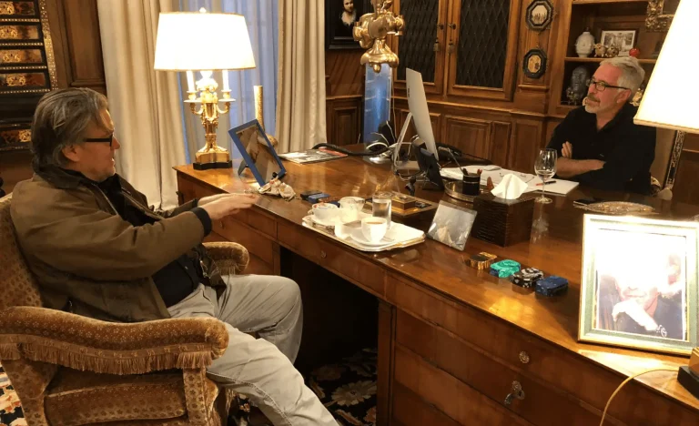 Arquivos Epstein Revelam Rede de Elite Sem Responsabilidade: De Elon Musk a Bill Clinton e Woody Allen