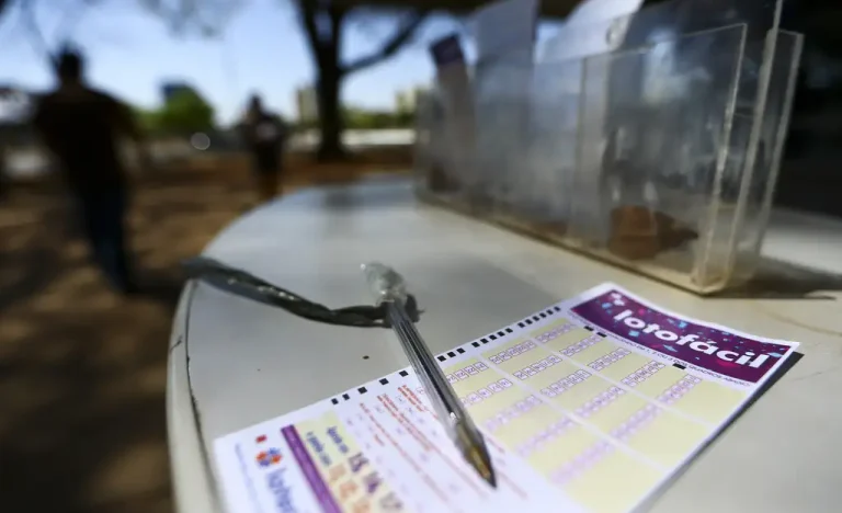 Lotofácil 3614: Resultado Sorteado Sábado (14) Revela Milionário de R$ 1,8 Milhão; Veja os Números da Sorte!