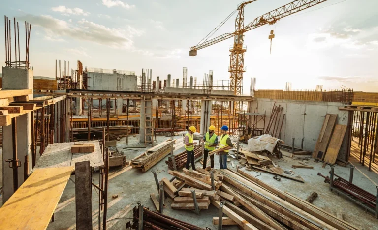 XP Investimentos: Construtoras de Alta Renda Podem Valorizar Até 44%, Cyrela e Lavvi Lideram Recomendações