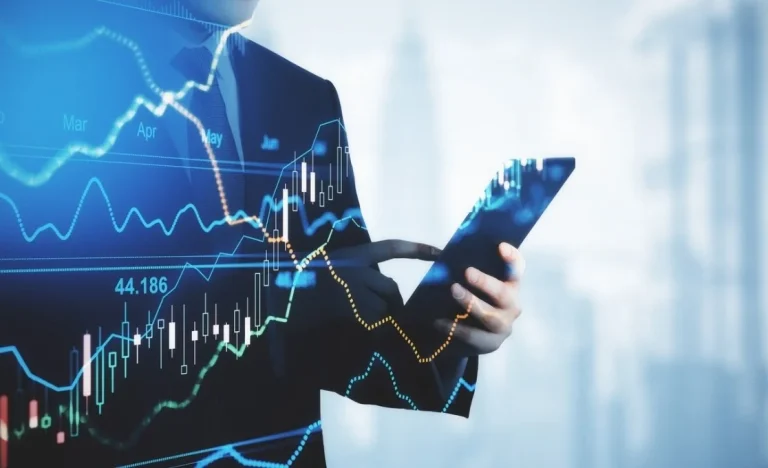 Radar do Trader: Ibovespa Futuro em Xadrez em 190 Mil Pontos, Dólar Sobe e Mercado Busca Sinal para Movimento Decisivo