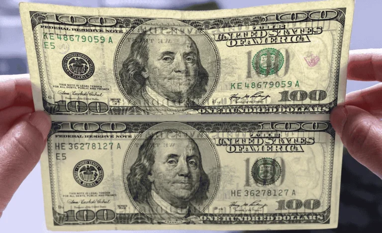 Dólar despenca para R$ 5,17 após Suprema Corte dos EUA derrubar tarifas de Trump, impulsionando busca por risco global