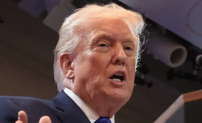 Suprema Corte Americana Derruba Tarifas de Trump, Abrindo Crise Econômica e Política com Eleições à Vista