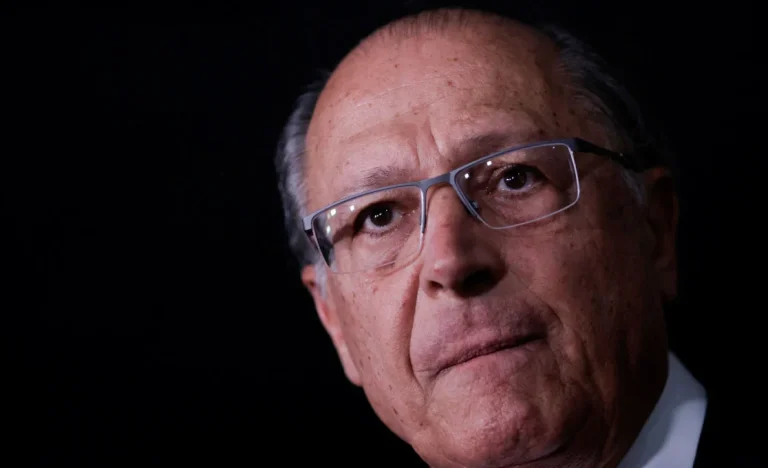 Alckmin Confia em Queda da Selic em Março: Juros Mais Baixos para Indústria e Consumidor?