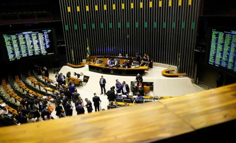 Câmara Aprova PL Antifacção com Penas Mais Duras para Crime Organizado e Exclui Imposto sobre Bets