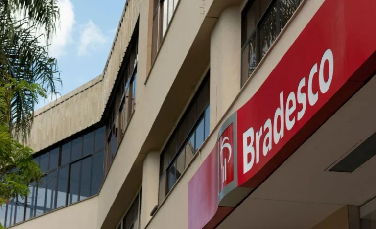 Bradesco Anuncia Bradsaúde com IPO à Vista, Justiça Bloqueia Ações do BRB e Caixa Seguridade Apresenta Lucro: Destaques Corporativos da Semana
