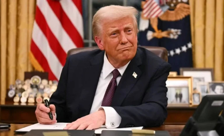 Trump Sabia dos Riscos: Ataques ao Irã Eram ‘Alto Risco, Alto Retorno’, Diz Fonte dos EUA