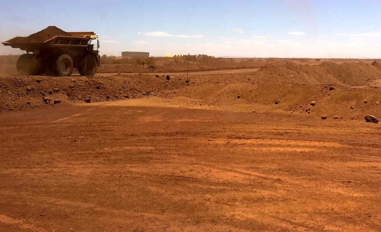 Gigante Australiana St George Mining Revela Aumento Explosivo de 75% em Terras Raras em Araxá, Brasil