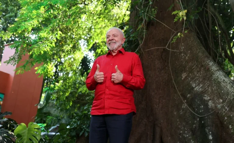 Lula Garante R$ 250 Bilhões em Investimentos Sustentáveis: Brasil Se Torna Protagonista Global em Finanças Verdes