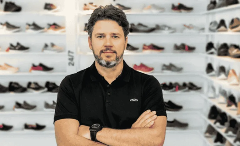 Vulcabras (VULC3) Supera Expectativas: Lucro de R$ 158,8 Milhões no 4T25 e CEO Revela ‘Segredos’ do Sucesso da Olympikus e Mizuno