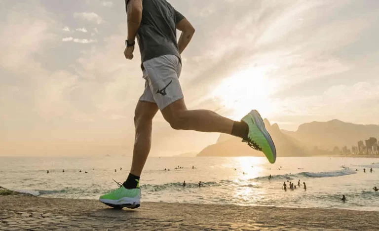 Vulcabras (VULC3): Ações Disparam 6% Após Balanço do 4T25; BTG e XP Mantêm Compra e Analisam Cenário