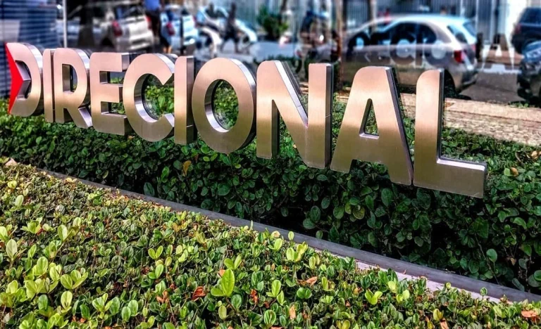 Direcional (DIRR3) despenca 5% mesmo com lucro robusto: analistas divididos sobre a compra da ação