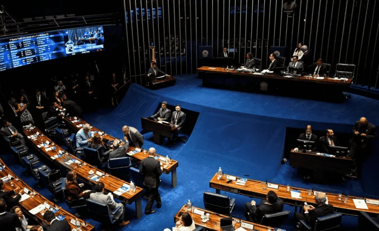 Senado aprova criação de 17,8 mil cargos em ministérios com impacto de R$ 5,3 bilhões em 2026