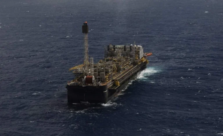 Oceânica Engenharia Dispara no Mercado: Contratos Bilionários com Petrobras Elevam a Empresa a Novos Patamares de Sucesso