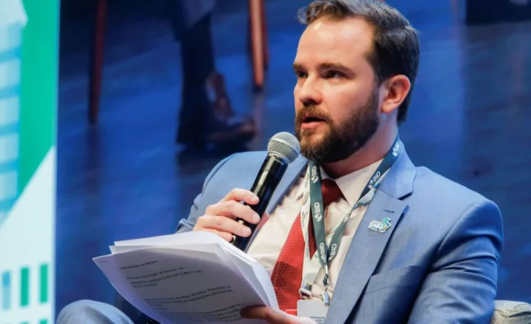 Durigan, o Antitético de Haddad, assume a Fazenda e pode blindar Lula em 2026