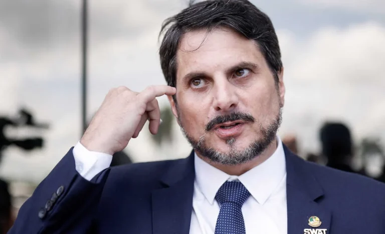 Ex-namorada de Daniel Vorcaro depõe na CPI do Crime Organizado sobre diálogos com Alexandre de Moraes