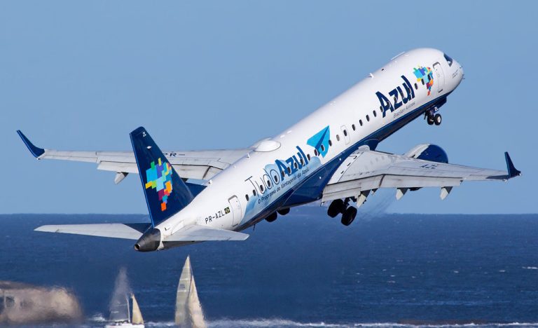 Fim da AZUL4? Acionistas aprovam conversão de ações preferenciais em ordinárias na Azul